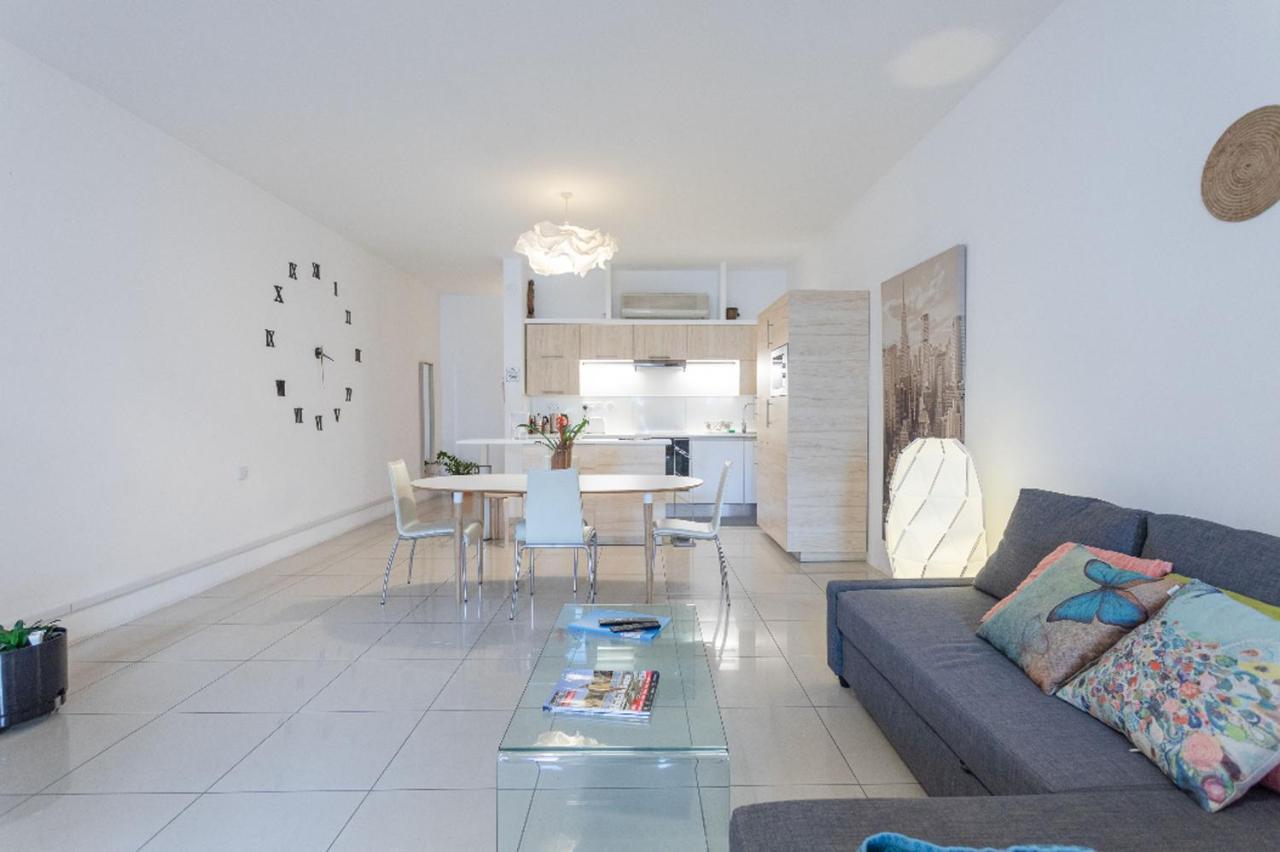 Ivy Mansions St Julians Central Swieqi Saint Julian's Bagian luar foto